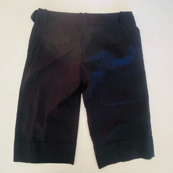 BCBGMAXAZRIA Black/Blue Pin Stripe Shorts Sz 4 - Picture 5 of 5
